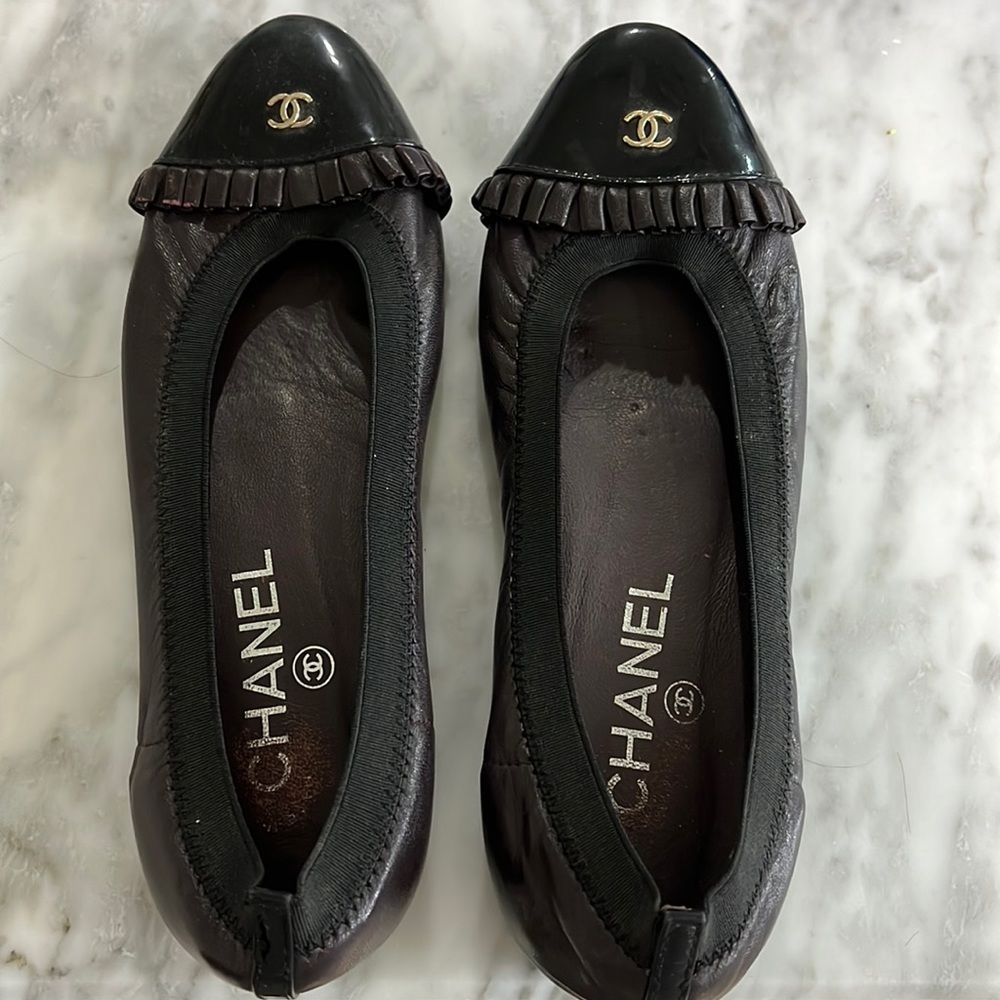 Chanel maroon and black flats
